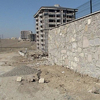 İstinad ve Çevre Duvarları